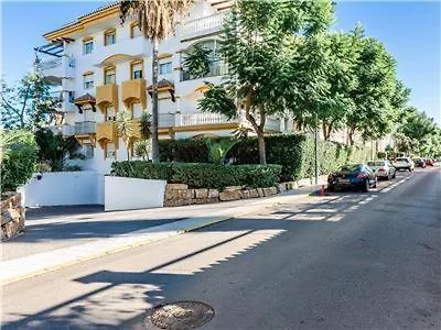 By Riva - Elegant, 2 Bedroom Apartment In Dama De Noche Puerto Banus Marbella