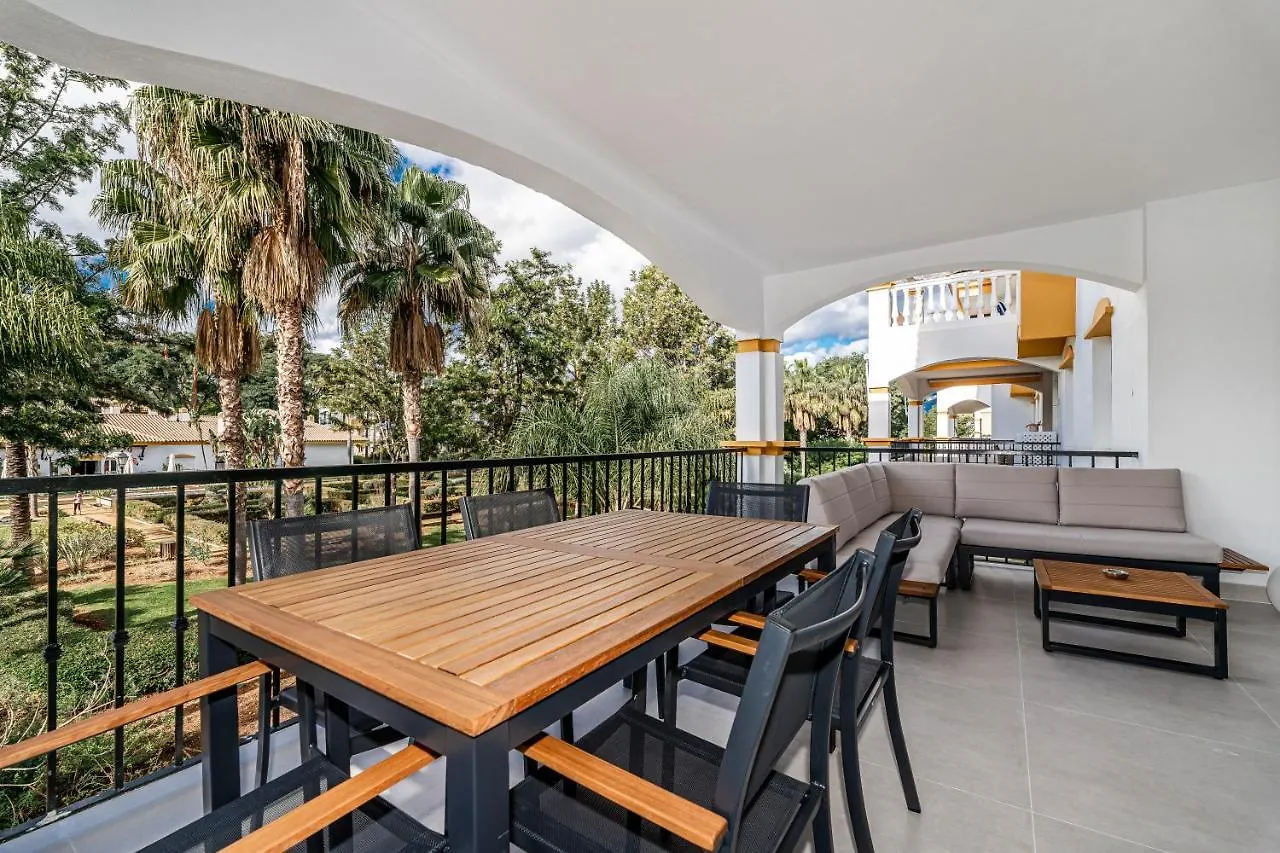 By Riva - Elegant, 2 Bedroom Apartment In Dama De Noche Puerto Banus Marbella